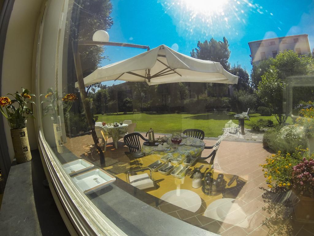B&B Villa Ocsia San Giorgio a Cremano Buitenkant foto