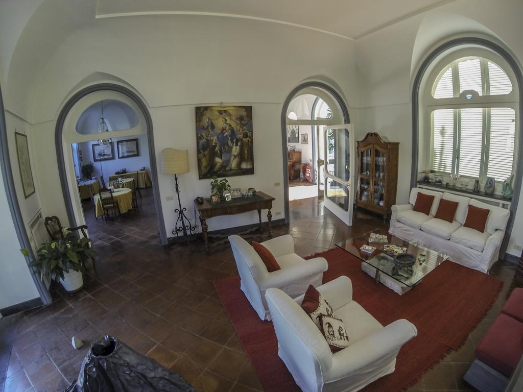 B&B Villa Ocsia San Giorgio a Cremano Buitenkant foto