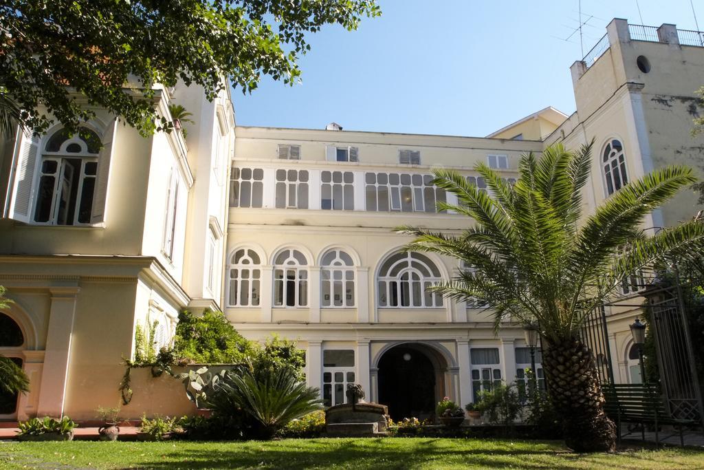 B&B Villa Ocsia San Giorgio a Cremano Buitenkant foto